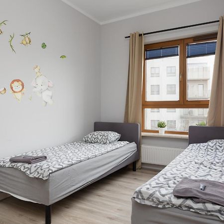 Warsaw-Aparts Herbu Janina Szpital Kültér fotó
