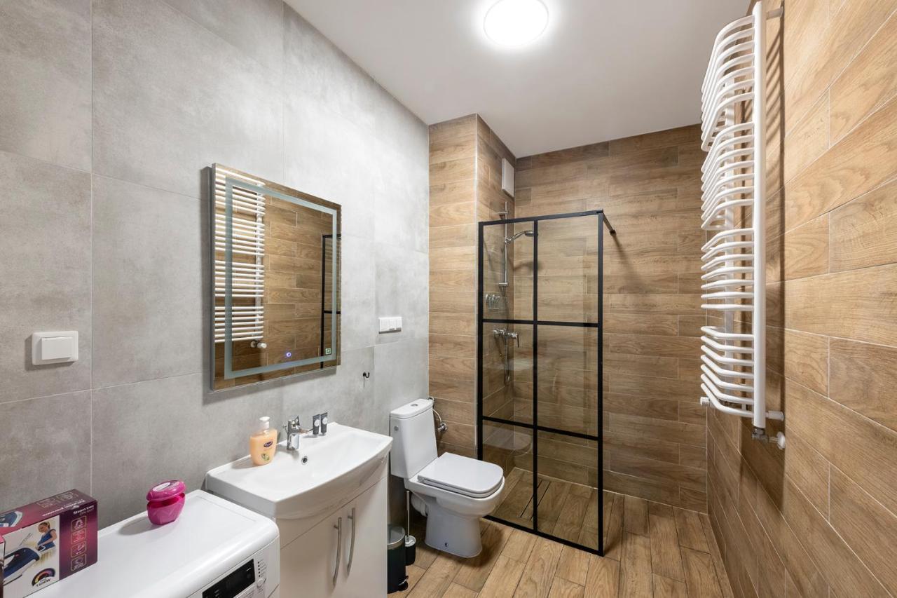 Warsaw-Aparts Herbu Janina Szpital Kültér fotó